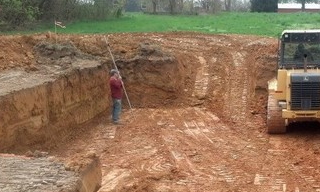 Выкопать котлован под фундамент в Осинниках - от 2592 руб. | 2Землекопа-Снн